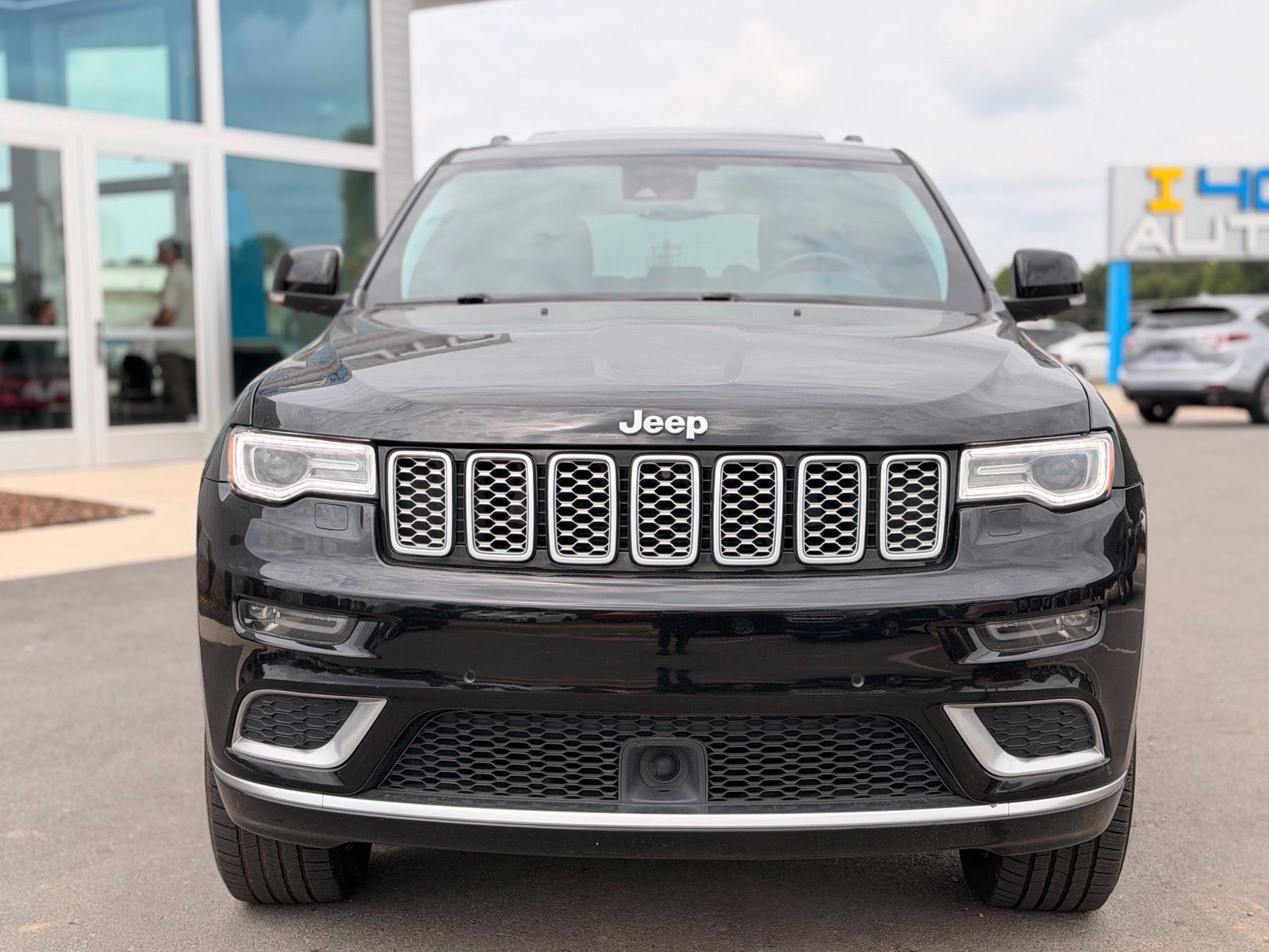 Used 2018 Jeep Grand Cherokee Summit w/ Platinum Series Group AWD/4WD image 7