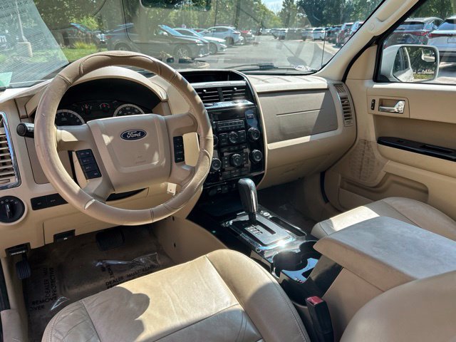 Used 2011 Ford Escape Limited w/ 302A Rapid Spec Order Code FWD image 11