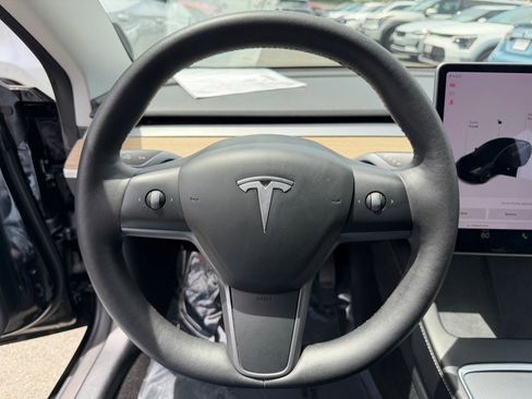 Used 2021 Tesla Model 3 Long Range AWD/4WD image 12
