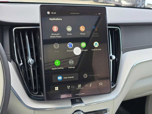 New 2026 Volvo XC60 B5 Ultra w/ Protection Package Premier image 24