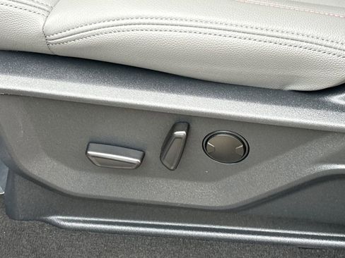 Used 2025 Ford Expedition Max Active image 26