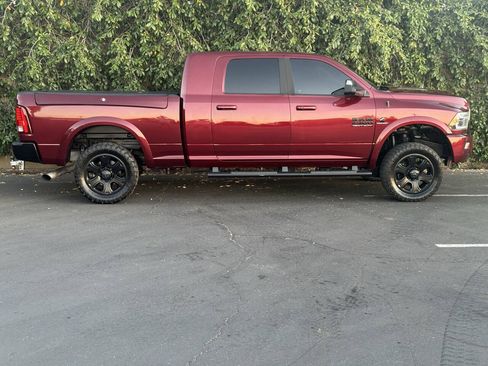Used 2017 RAM 2500 Laramie w/ Sport Appearance Group AWD/4WD image 7