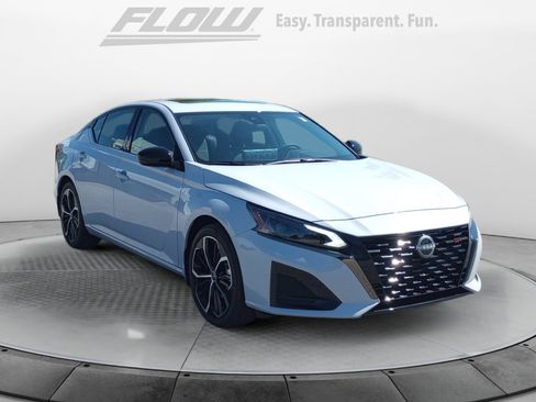 New 2025 Nissan Altima 2.5 SR w/ SR Premium Package image 1