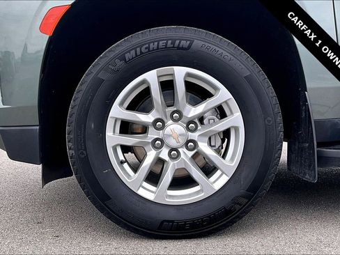 Used 2024 Chevrolet Tahoe LT w/ Luxury Package AWD/4WD image 35