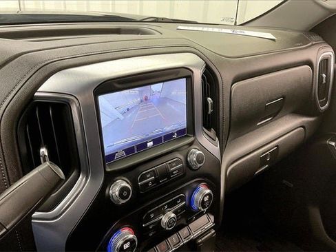 Used 2020 GMC Sierra 1500 Elevation w/ Elevation Value Package image 27