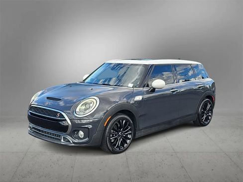 Used 2019 MINI Cooper Clubman S w/ Premium Package image 4