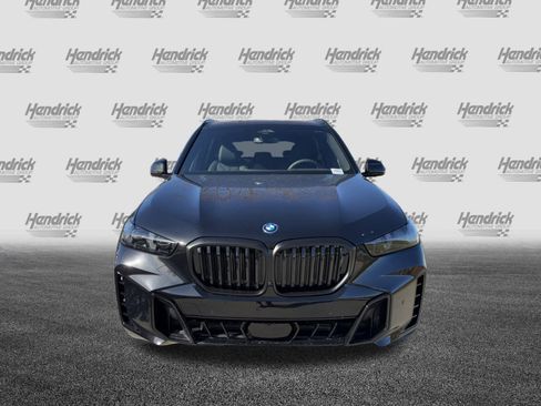 Used 2026 BMW X5 xDrive50e w/ M Sport Package image 3