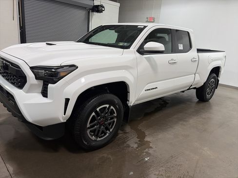 New 2026 Toyota Tacoma TRD Sport image 6