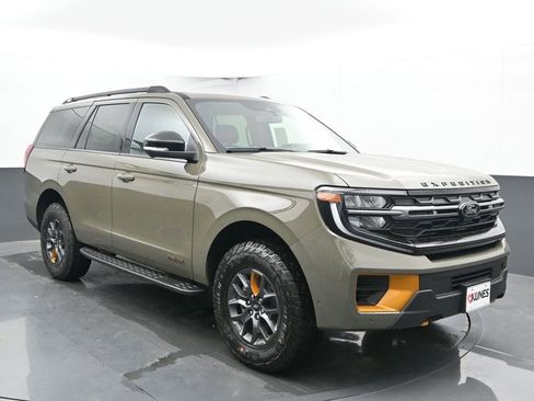New 2025 Ford Expedition Tremor image 2
