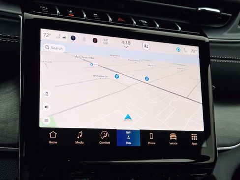 New 2025 Jeep Grand Cherokee Limited w/ Black Appearance Package image 22