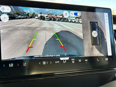 Certified 2025 Ford Expedition Max Active image 22