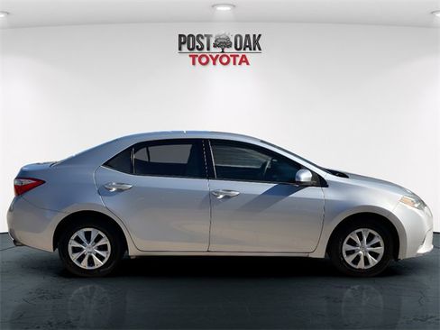 Used 2014 Toyota Corolla L image 8