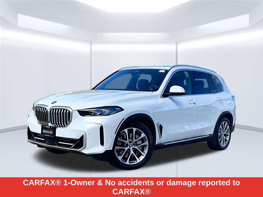 Used 2025 BMW X5 xDrive50e AWD/4WD image 2
