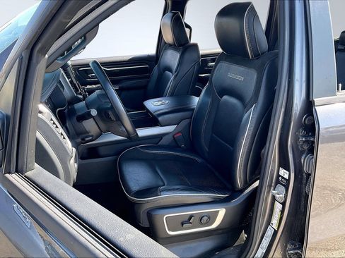 Used 2024 RAM 1500 Laramie image 25