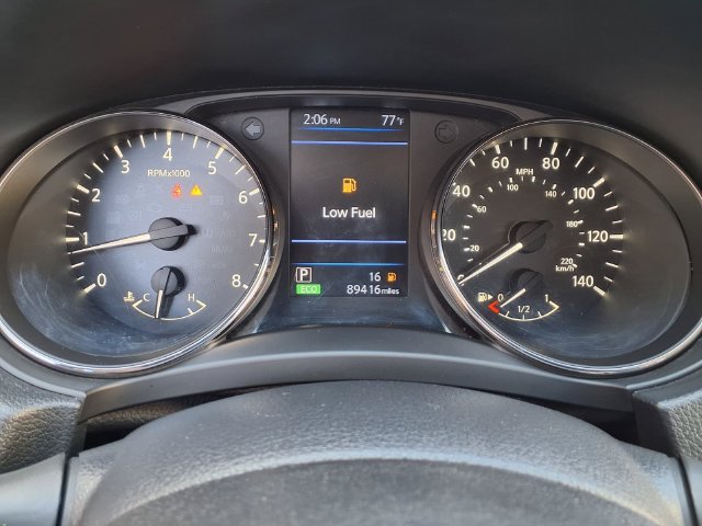 Used 2019 Nissan Rogue S FWD image 12