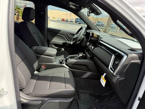 New 2026 GMC Canyon Elevation image 11