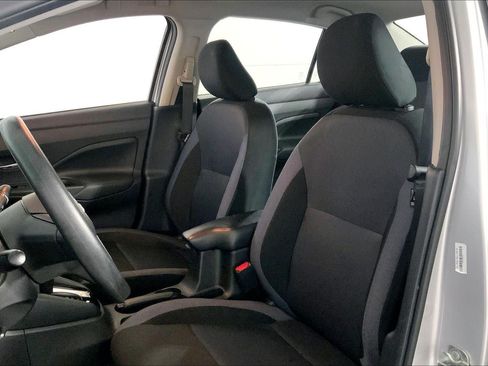 Used 2025 Nissan Versa SV FWD image 22