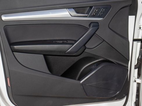 Used 2025 Audi Q5 2.0T Premium image 15