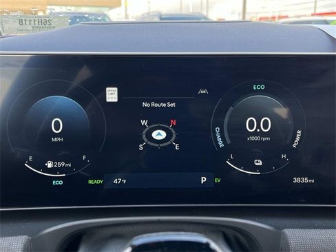 Certified 2025 Hyundai Tucson Limited image 41