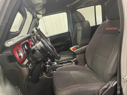 Used 2021 Jeep Gladiator Rubicon image 13