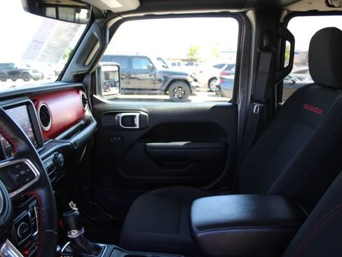 Used 2022 Jeep Gladiator Rubicon AWD/4WD image 46