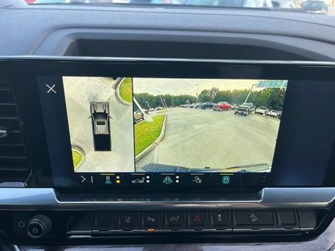 Used 2024 Chevrolet Silverado 2500 LTZ w/ LTZ Plus Package AWD/4WD image 30