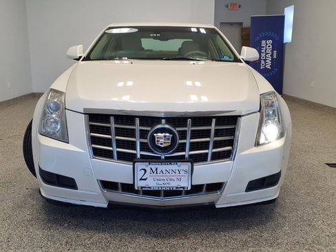 Used 2012 Cadillac CTS Luxury RWD image 2