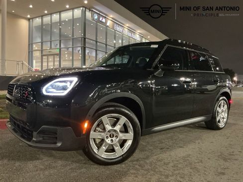 Certified 2025 MINI Cooper Countryman S image 1