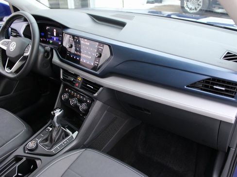 Certified 2024 Volkswagen Taos SE image 27