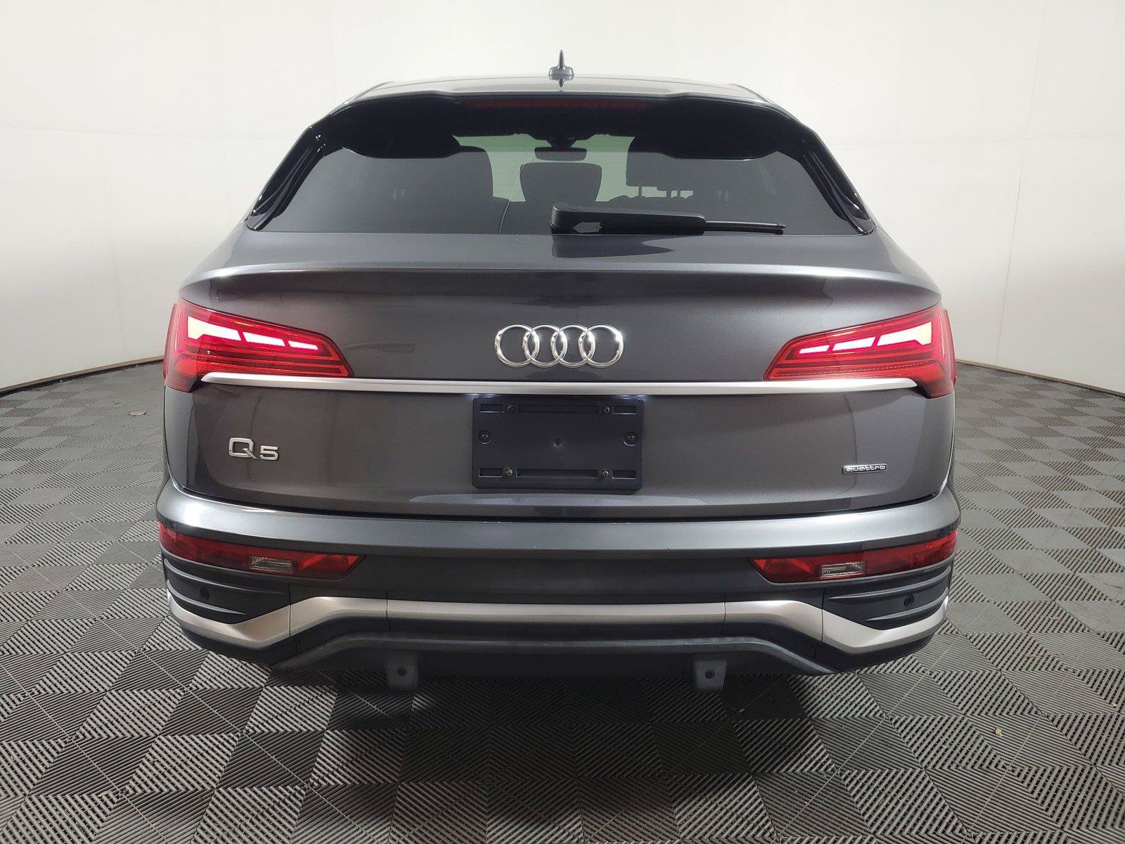 Used 2022 Audi Q5 2.0T Premium Plus AWD/4WD image 5