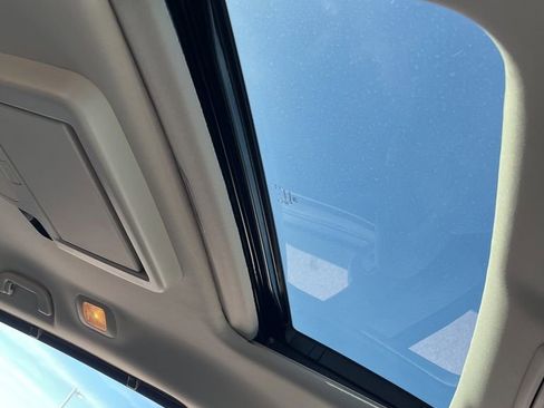 Used 2026 Honda Odyssey Touring image 32