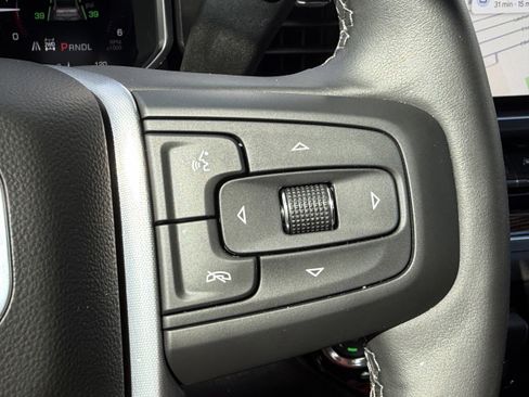 Used 2026 GMC Sierra 1500 SLE AWD/4WD image 29