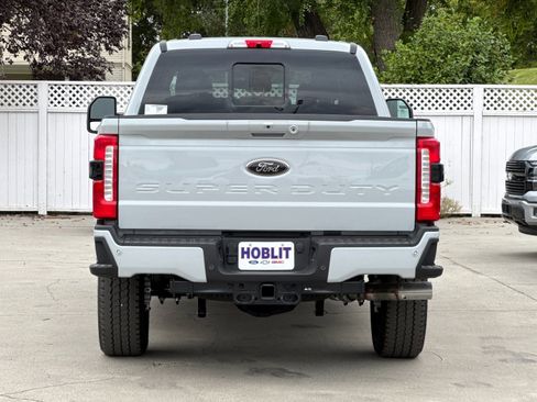New 2026 Ford F250 Lariat w/ Black Appearance Package image 4