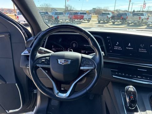 Used 2023 Cadillac Escalade Premium Luxury AWD/4WD image 48