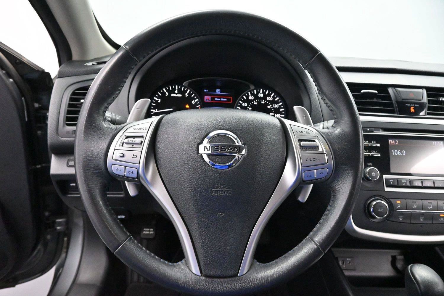 Used 2017 Nissan Altima 2.5 SR w/ Midnight Edition Package FWD image 15