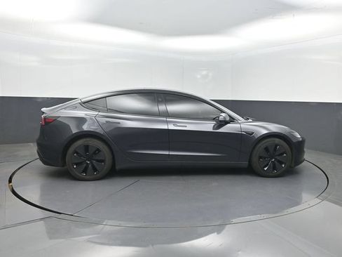 Used 2025 Tesla Model 3 RWD image 23