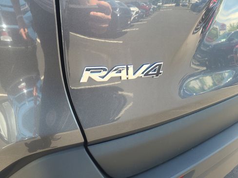 Certified 2025 Toyota RAV4 XLE AWD/4WD image 28