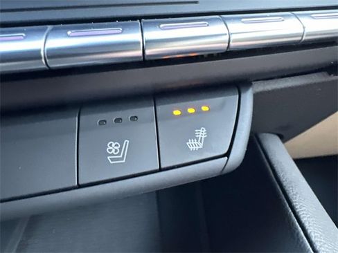 Certified 2023 Cadillac CT5 Luxury image 45