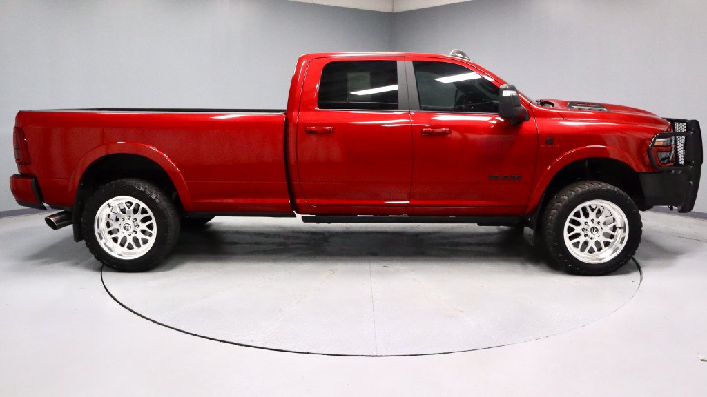 Used 2026 RAM 3500 Limited AWD/4WD image 14