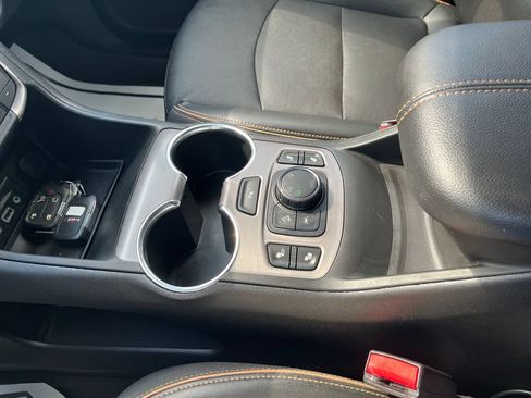 Used 2022 GMC Terrain AT4 w/ Tech Package AWD/4WD image 20