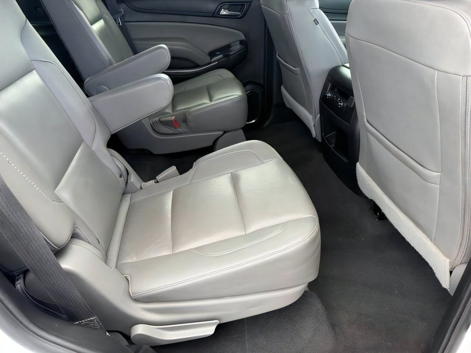 Used 2019 Chevrolet Tahoe LT AWD/4WD image 15