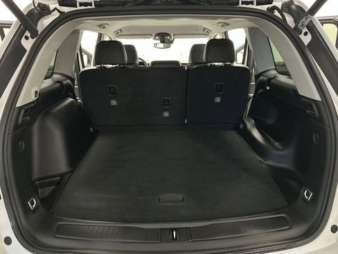 Used 2023 Jeep Grand Cherokee Limited image 27