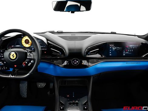 Used 2026 Ferrari Purosangue AWD/4WD image 35