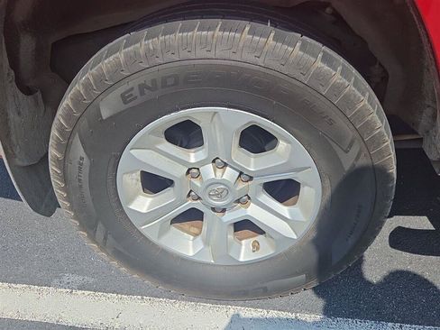 Used 2016 Toyota 4Runner SR5 Premium RWD image 17