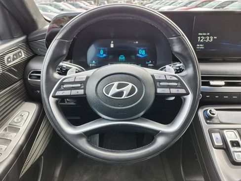 Used 2024 Hyundai Palisade Calligraphy image 13