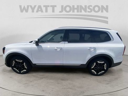 Used 2024 Kia Telluride S w/ S Sunroof Package AWD/4WD image 4