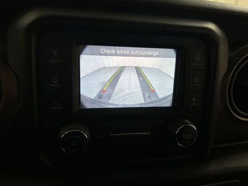 Used 2019 Jeep Wrangler Unlimited Sport S image 15