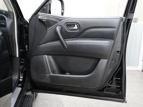 Used 2022 INFINITI QX80 Luxe w/ Cargo Package image 32