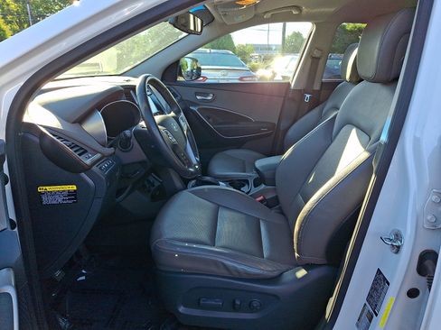 Used 2018 Hyundai Santa Fe SE w/ SE Premium Package 02 AWD/4WD image 14