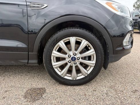 Used 2017 Ford Escape Titanium w/ Canadian Touring Package AWD/4WD image 25